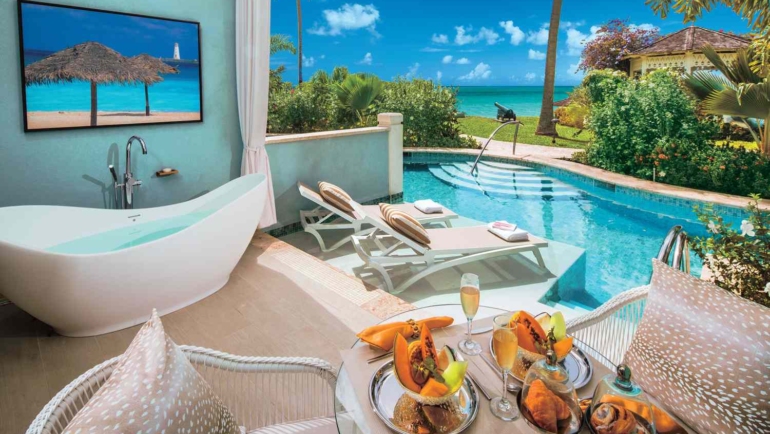 All inclusive swim up kamer