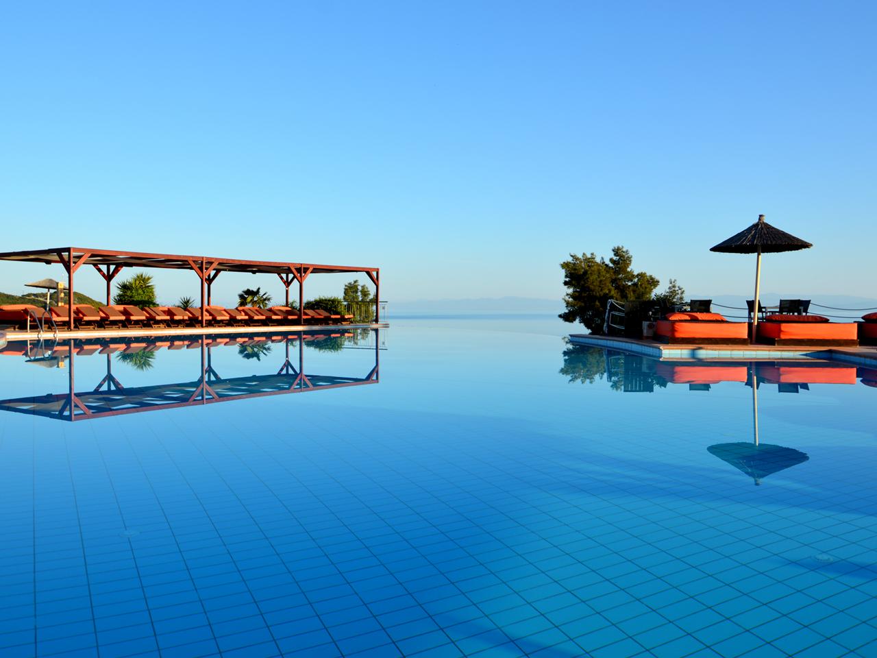 Nummer 3 swim-up hotel van Sunweb Hotel Alia Palaca