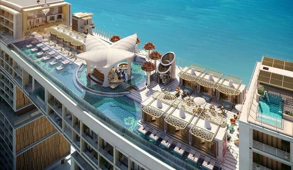 Atlantis The Royal Dubai swim up hotel