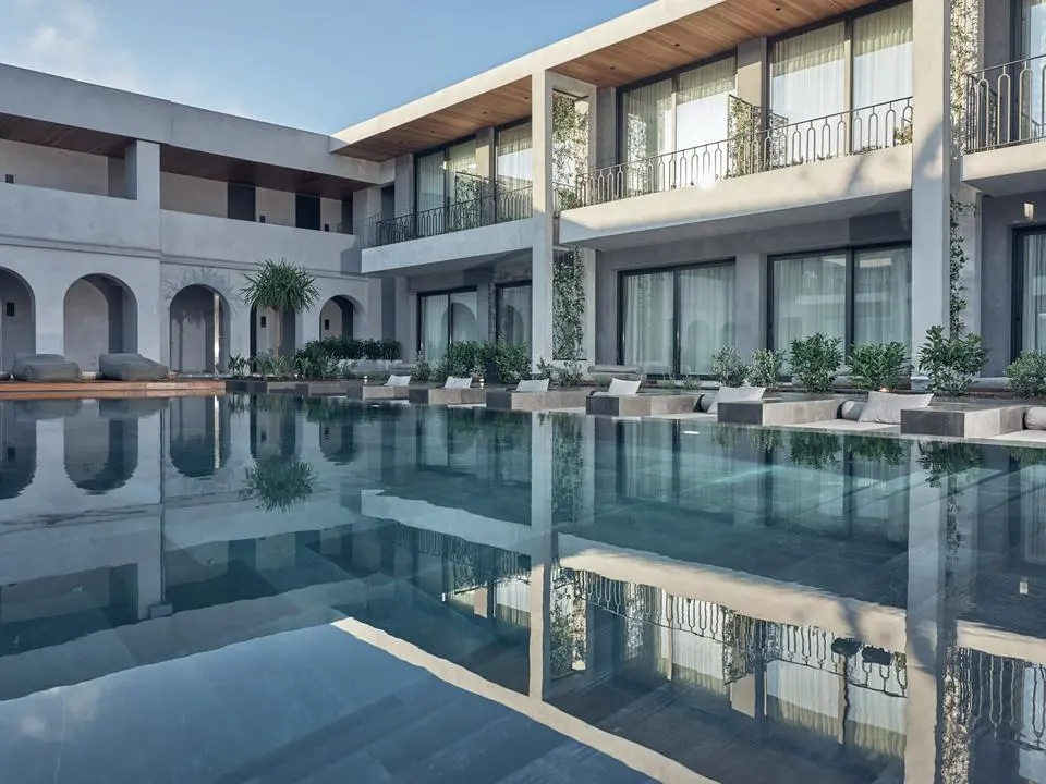 Contessina Suites & Spa swim up hotel