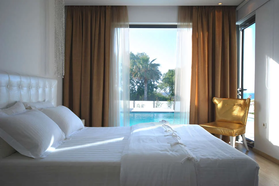 Diamond Deluxe Hotel swim up kamer van binnen