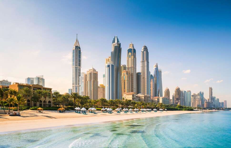 One & Only Royal Mirage Residence & Spa swim up hotel strand