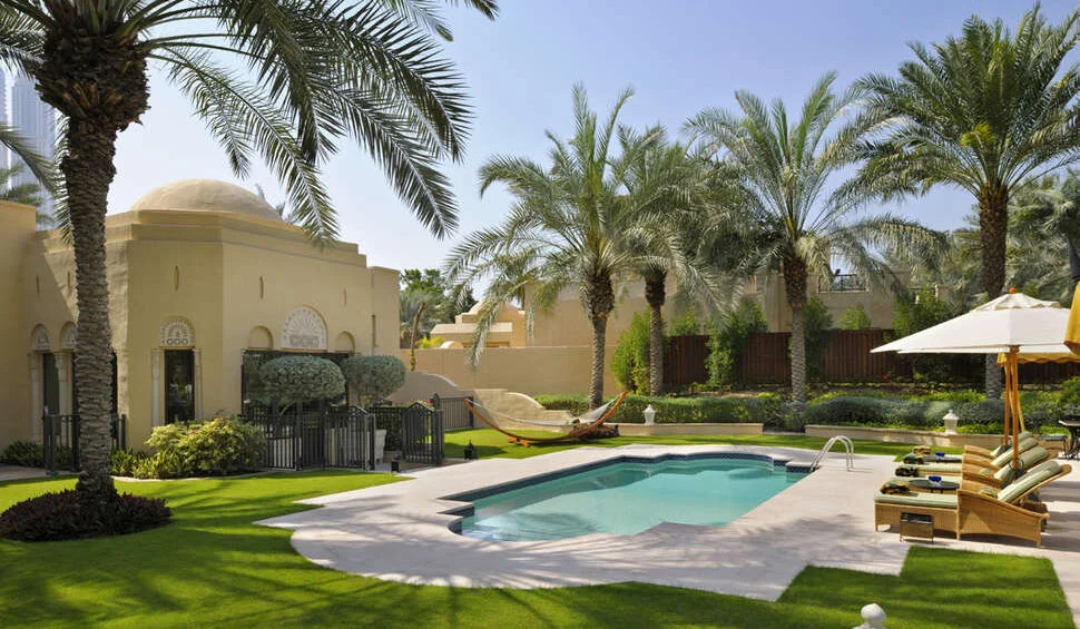 One & Only Royal Mirage Residence & Spa swim up kamer