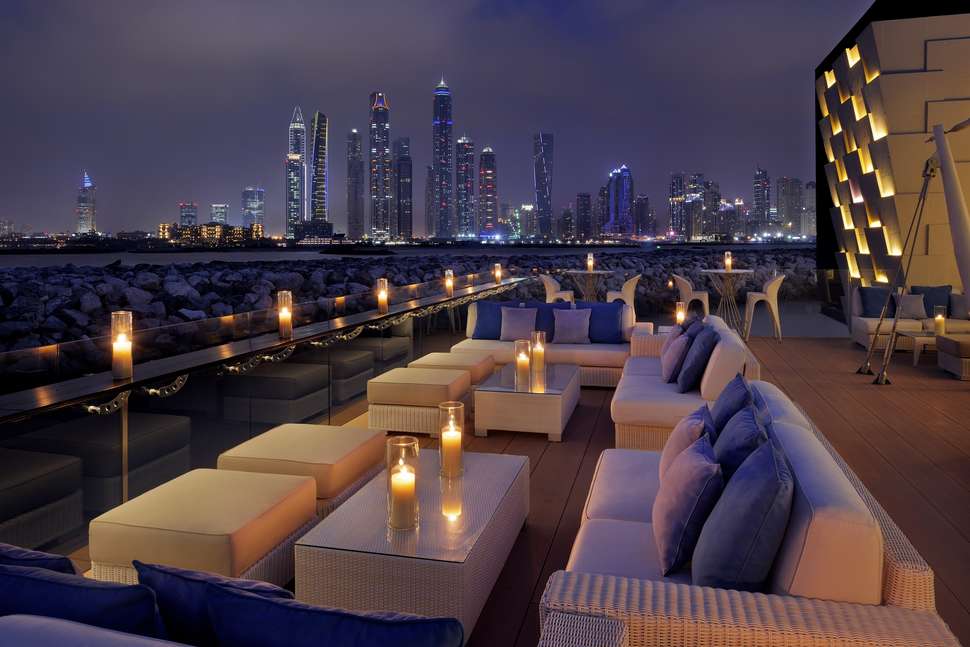 One & Only The Palm swim up hotel restaurant