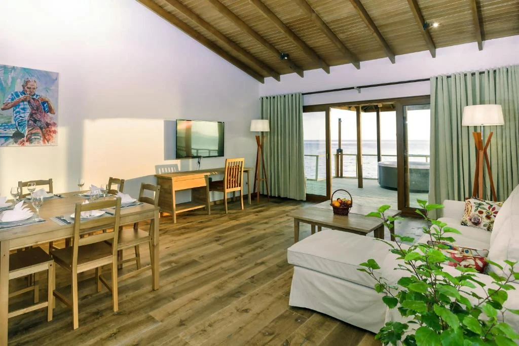 Reethi Faru Resort kamer van binnen