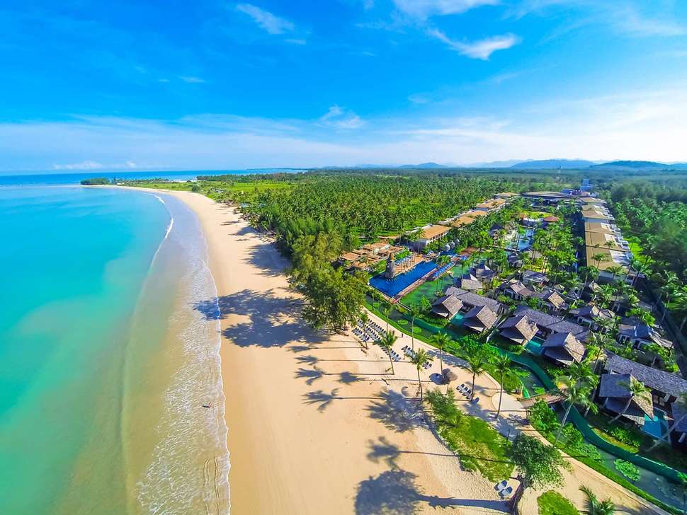 Sentido Graceland Khao Lak Resort & Spa swim up hotel