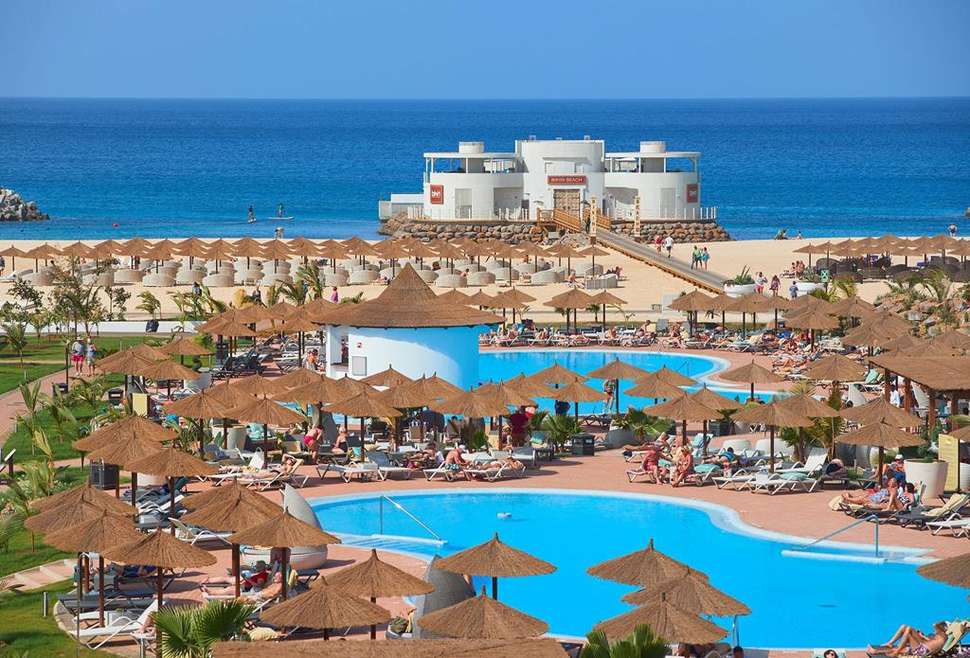 TUI Blue Cabo Verde swim up hotel aan het strand